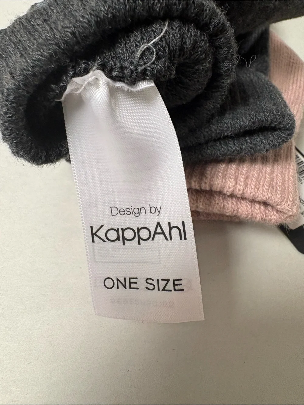Kappahl Womens Pink/Gray Bow Knit Winter Gloves Set 2 NWT